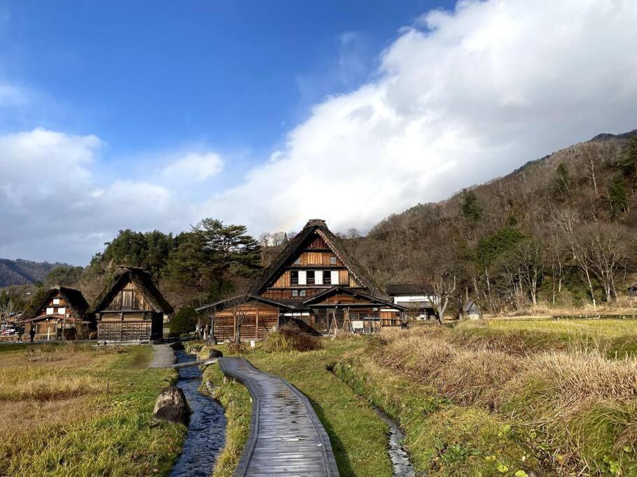 Way Shirakawago - Private, Free Parking And Newly Opened 2022 Way Shirakawago Apartment Екстериор снимка