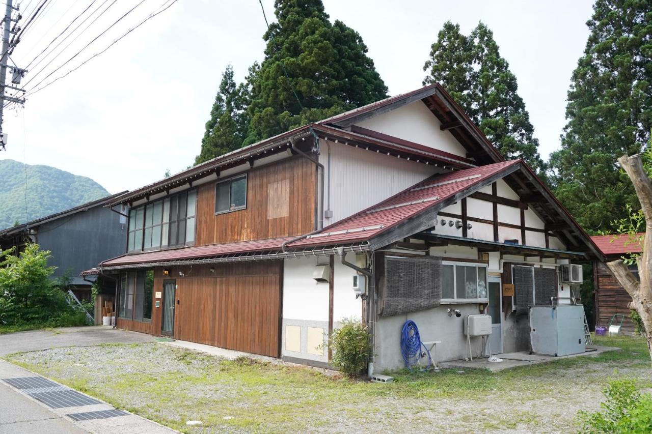 Way Shirakawago - Private, Free Parking And Newly Opened 2022 Way Shirakawago Apartment Екстериор снимка